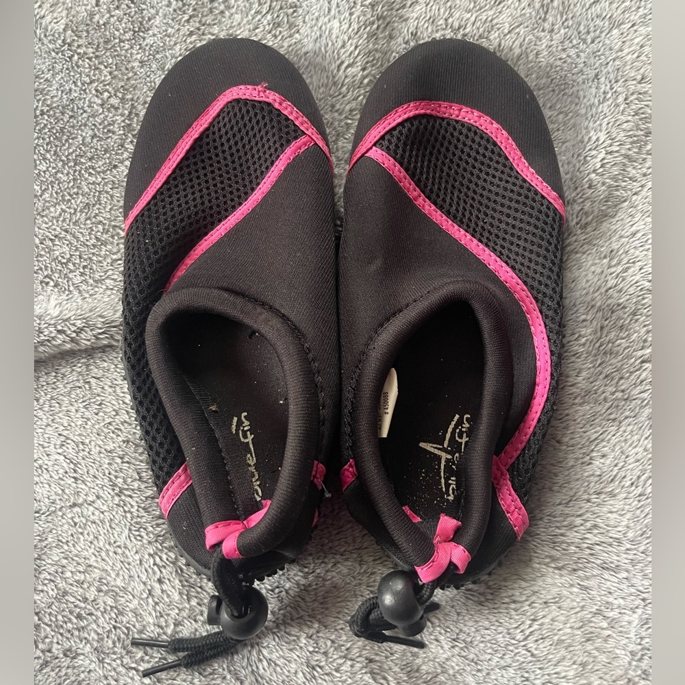 Girls Water Shoes